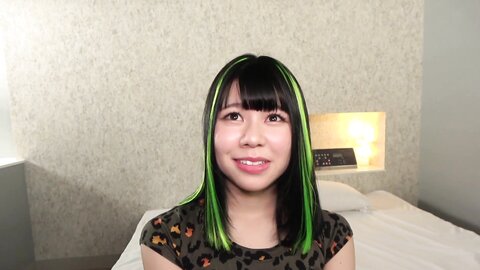 HONB-380 2 Firing Buttocks & Face To A Beautiful Girl With Extensions In Harajuku