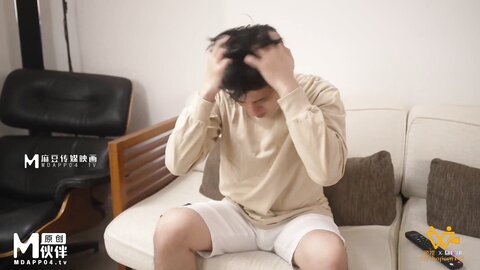 色控PH-146骚气女主管到府唤醒装病员工