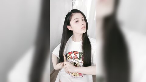 女神级小姐姐，外表清纯气质，细腰美臀大尺度，4小时激情