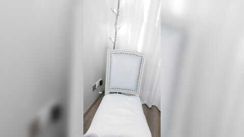 女神级小姐姐，外表清纯气质，细腰美臀大尺度，4小时激情