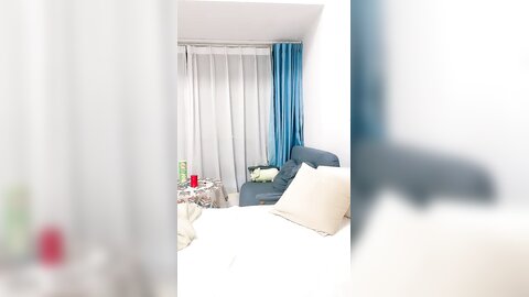 气质尤物网红美御姐，好久没秀了，带上眼镜韵味十足