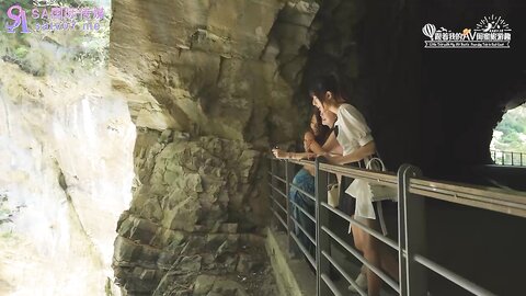 SAT0105跟着我的AV闺蜜旅游趣-花东EP03