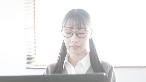 START-113 A Plain But Erotic Office Clerk Secretly Pulls Me Off With A Sultry Handjob And Blowjob When She Is...