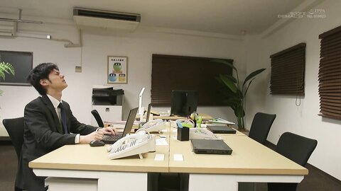 START-113 A Plain But Erotic Office Clerk Secretly Pulls Me Off With A Sultry Handjob And Blowjob When She Is...