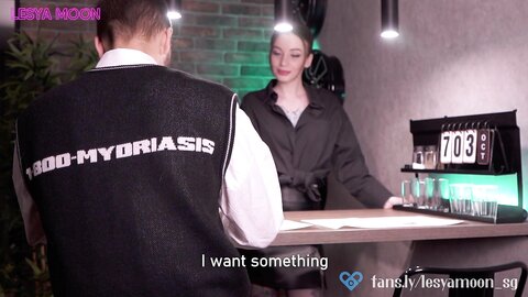 Lesya Moon  Fucked En Fræk Barpige På Arbejde