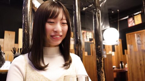 4466996 [Hina, une étudiante de l`université de la classe idol**, se fait gicler dessus pour la première fois de sa vie ! Elle se fait baiser sa chatte sensible et 3 jets de sperme sale sont pulvérisés sur so...