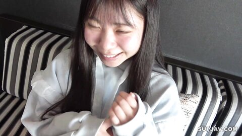 4470468 Exclusive50% off!!!990pts until the 13th! ****zynxzjo* !!! First time shooting! Natural mysterious medical type** "No, no, I`m embarrassed\\\" Mana-chan is shy and shy at first, and has lovemaking wit...