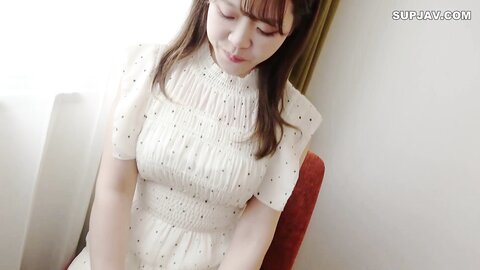 4470492 [First time only sale 5980pt→1980pt]****zynxzjo* I applied for a fuck to a beautiful menes of music college student with extremely beautiful skin and charm [uncensored].