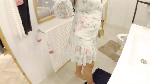 Wireless Vibrator With Sexy Girl Wear Floral Dress “Shopping Mall” Xmas