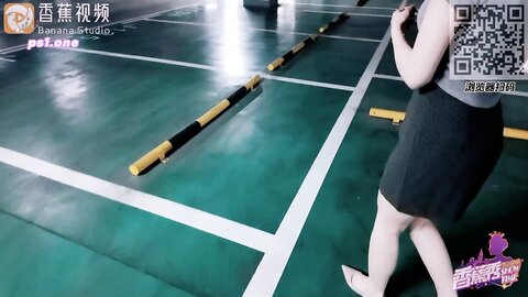 香蕉秀xjx0138野外露出跳蛋塞满