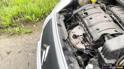 Lifekife  Sex In The Car In Gratitude For Its Repair