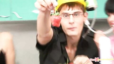 Niki  332 Tv Cooking Show