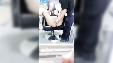 主人任务露出挑战✅极品小骚货理发店理发 露出勾引理发师