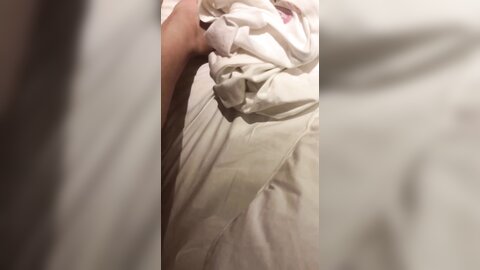 假富二代 约操浙江传媒学院反差婊】货真价实大奶子