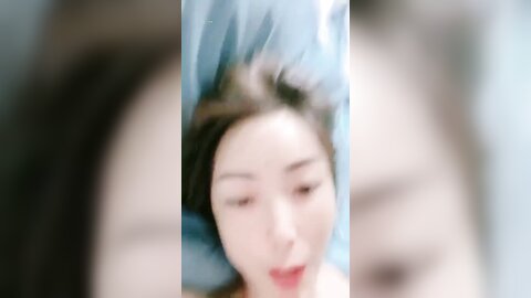 巨乳美少妇 天天操我还想去操别人 干嘛 心里不嘚劲