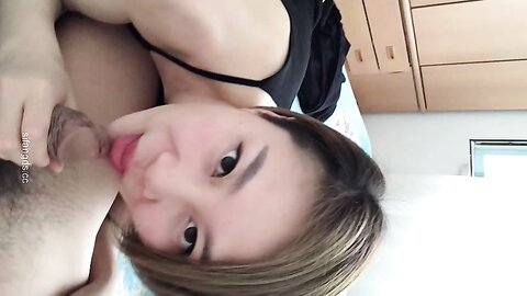 泄密极品反差婊投稿被出卖流出️喜欢口爆颜射的美女刘淇和巨屌男友性爱视频