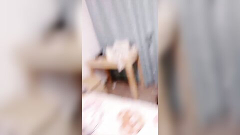 清纯系极品大奶女友的诱惑，全程露脸捧着大鸡巴舔弄