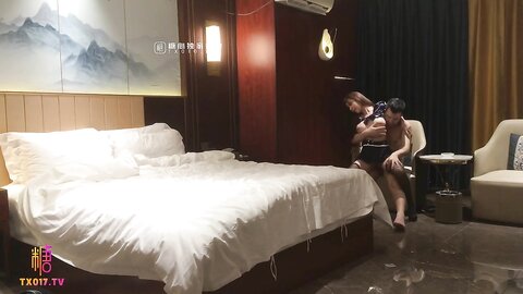 猎艳️高端外围】91冠希哥 爆艹劲爆身材椰乳纹身女神