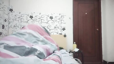 良家熟女人妻 我觉得你不想干磨蹭半天 哎呦亲人好痒你一直不往里放