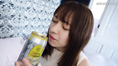 4475994 Limited to 980 pts until 4 July![Beautiful women, droopy eyed people]****zynxzjo* Shutting up a beautiful woman with a spectacular view and playing tricks on her.　*Uncensored and raw Nakadashi.