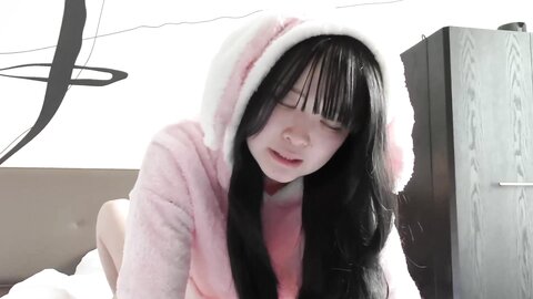 4482813 99% OFF![Sold Out]****zynxzjo* Seriously, an angel? Cute Yuna-chan gets Nakadashi in her sleep from the time she wakes up! Cleaning blowjob ecchi!