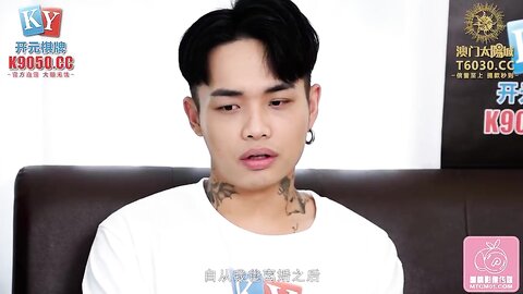 蜜桃传媒PME289巨乳母亲给我的性指导