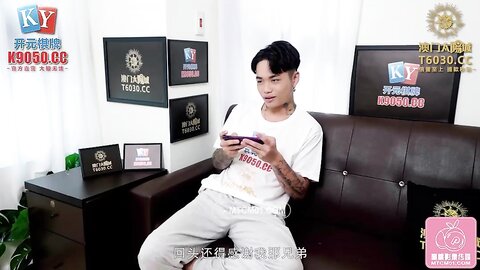 蜜桃传媒PME289巨乳母亲给我的性指导