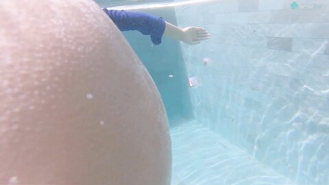 Katya Clover  Kate Clover Underwater