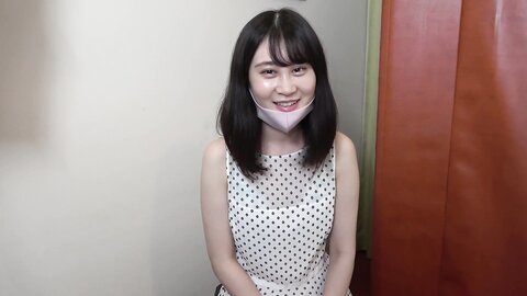 3100809-1 Five films 160 minutes in total Full-length facial Delivering the first Nakadashi to a fair-skinned slender young lady