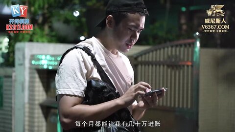 MCY-0129人妻出轨边接电话边被操-梁芸菲