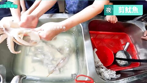 MDCEXD-01女优万事屋EP1解决夜市老板的烦恼