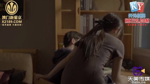 TMG027年轻女家教勾引大学生