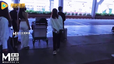 KD-012十一假期旅游性事