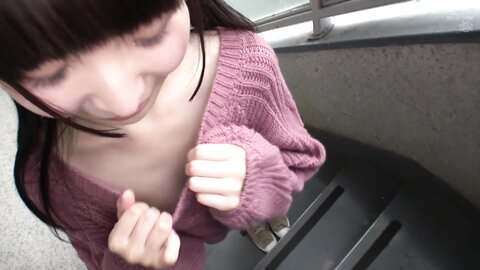 SUN-065 Beautiful girl A cup -chan who makes full erection with the temptation of beautiful breasts