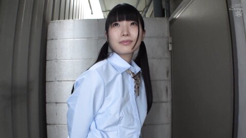 SUN-065 Beautiful girl A cup -chan who makes full erection with the temptation of beautiful breasts