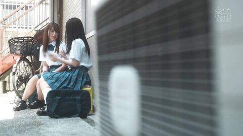 CAWD-429 Momoko Sakura, a substitute for a substitute for being a close friend and being shoplifted by a...