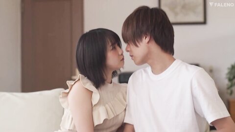 FSDSS-499 I fell in love with the AV actor ... I was a virgin and became an AV actress.Makoto Toda