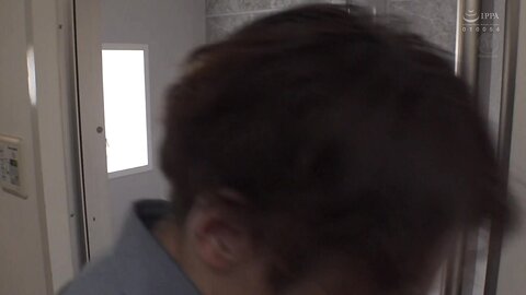 ROE-106 During my wifes trip, I and my mother -in -law, Rieko, who were frustrated, forgot about sleeping...