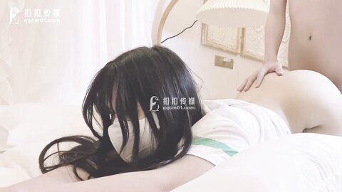 QQOG-005尤物学姐对我的酒后诱惑-小敏儿