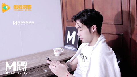 KD-010近亲相奸的兄妹一媚药下的诱惑