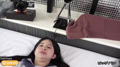 18145 Asian Footjob