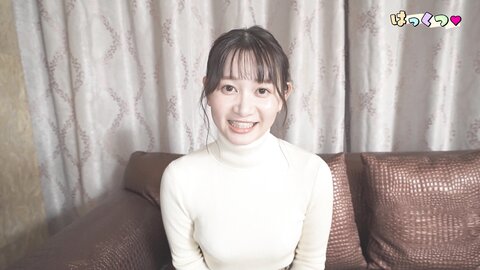 4493080 [First time taking off]****zynxzjo* "I`m so horny, I`m so horny! The 21-year-old with an overwhelming face and slender style is a character who has no connection to sex, but her first undressing under...