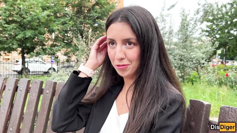 Disdiger  A Naive Business Woman Came To The Casting And Was Fucked Hard For Money