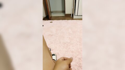 你的反差女友，喜欢被调教的骚母狗，全程露脸丝袜高跟有被虐倾向