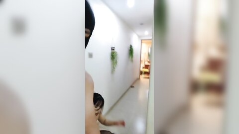 你的反差女友，喜欢被调教的骚母狗，全程露脸丝袜高跟有被虐倾向