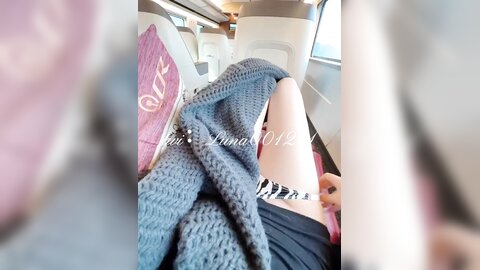 可御可萝反差婊女神『广深雪莉』✅性感福利，和闺蜜一起玩弄小穴