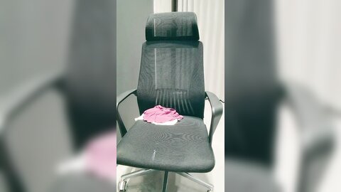 悠悠姐在此 20240601