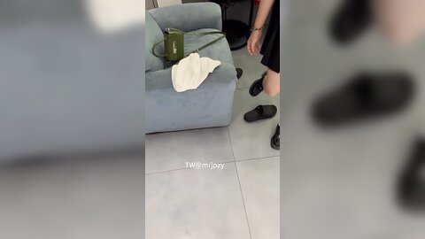 放暑假的极品Jk学妹✅特意给我说她新买了衣服 原来是欠操的Jk水手服