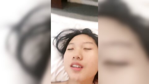 最近约的超嫩良家妹妹，酒店开房操逼，外表甜美