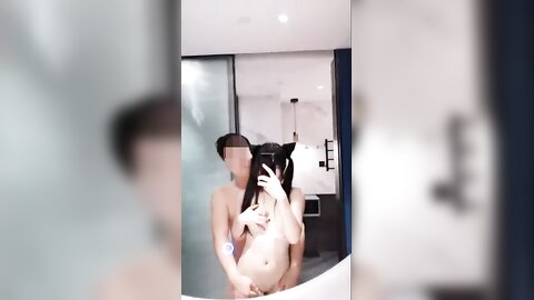 极品颜值白嫩双马尾女高学妹✅被金主爸爸包养 带到酒店镜子前后入